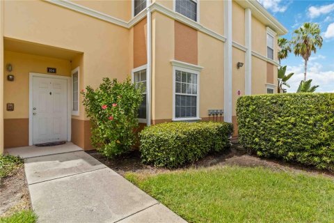 Condominio en alquiler en Sarasota, Florida, 2 dormitorios, 98.29 m2 № 1909974 - foto 2