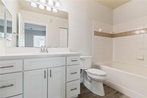Condominio en alquiler en Sarasota, Florida, 2 dormitorios, 98.29 m2 № 1909974 - foto 19