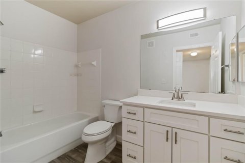 Condominio en alquiler en Sarasota, Florida, 2 dormitorios, 98.29 m2 № 1909974 - foto 26