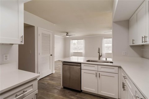 Condominio en alquiler en Sarasota, Florida, 2 dormitorios, 98.29 m2 № 1909974 - foto 12