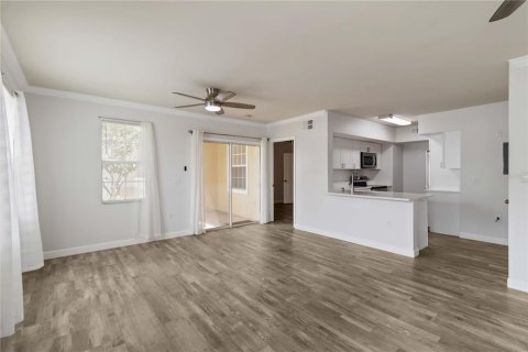 Condominio en alquiler en Sarasota, Florida, 2 dormitorios, 98.29 m2 № 1909974 - foto 8