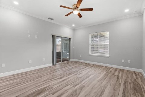 House in Orlando, Florida 4 bedrooms, 202.25 sq.m. № 1837853 - photo 27