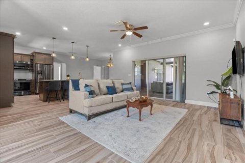 House in Orlando, Florida 4 bedrooms, 202.25 sq.m. № 1837853 - photo 15