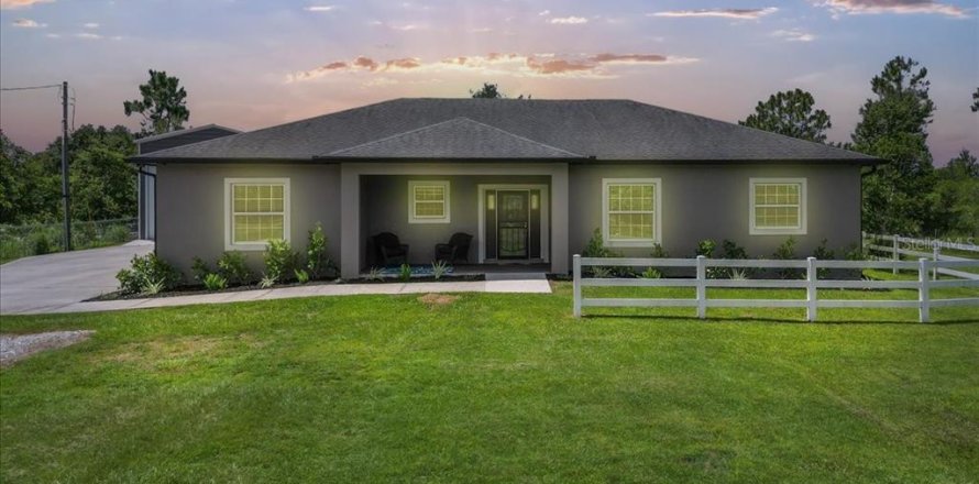 House in Orlando, Florida 4 bedrooms, 202.25 sq.m. № 1837853
