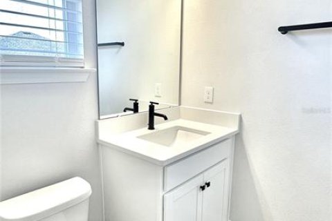 Casa en venta en Orlando, Florida, 6 dormitorios, 306.76 m2 № 1912133 - foto 14