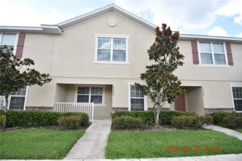 Townhouse in Wesley Chapel, Florida 3 bedrooms, 146.41 sq.m. № 1908638 - photo 1