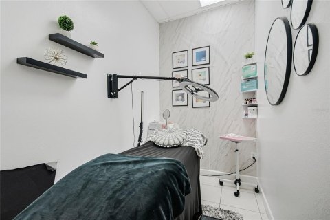 Propiedad comercial en venta en Orlando, Florida № 2107471 - foto 9