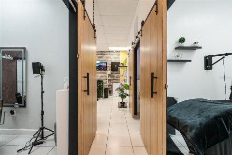 Propiedad comercial en venta en Orlando, Florida № 2107471 - foto 11
