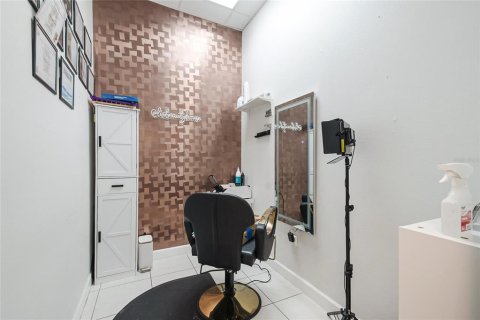 Propiedad comercial en venta en Orlando, Florida № 2107471 - foto 10