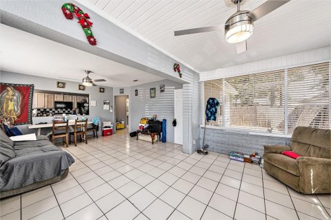 Casa en venta en Clearwater, Florida, 3 dormitorios, 147.81 m2 № 1812495 - foto 6