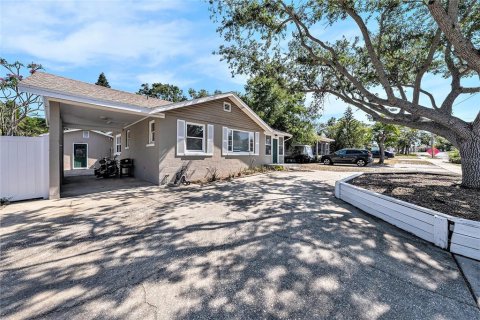 Casa en venta en Clearwater, Florida, 3 dormitorios, 147.81 m2 № 1812495 - foto 3