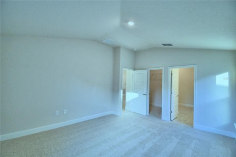 House in MAGNOLIA PARK in Haines City, Florida 4 bedrooms, 169.08 sq.m. № 1871135 - photo 17