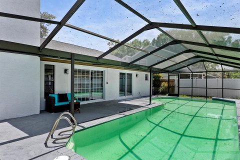 Casa en alquiler en Tampa, Florida, 3 dormitorios, 147.62 m2 № 1913089 - foto 18