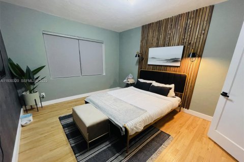 Кондоминиум с 1 спальней в Майами-Шорс, Флорида № 2034268