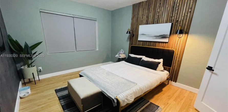 Кондоминиум с 1 спальней в Майами-Шорс, Флорида № 2034268