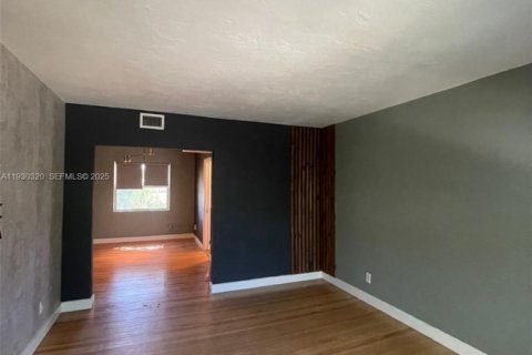 Снять в аренду кондоминиум в Майами-Шорс, Флорида 1 спальня, 63.64м2, № 2034268 - фото 15