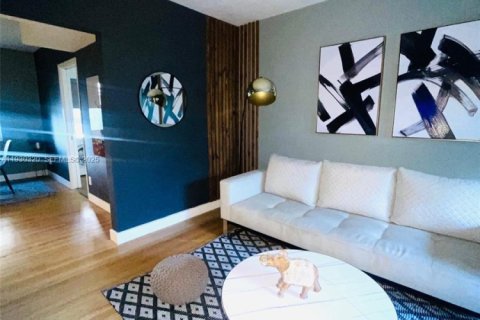 Снять в аренду кондоминиум в Майами-Шорс, Флорида 1 спальня, 63.64м2, № 2034268 - фото 6