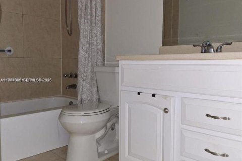 Condominio en venta en Plantation, Florida, 1 dormitorio, 63.17 m2 № 2046540 - foto 14