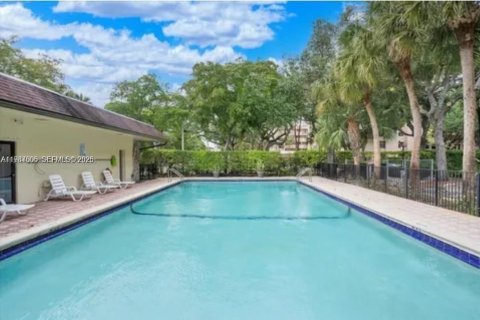 Condominio en venta en Plantation, Florida, 1 dormitorio, 63.17 m2 № 2046540 - foto 6