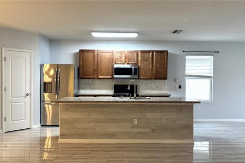 House in Winter Haven, Florida 4 bedrooms, 171.13 sq.m. № 1785344 - photo 5