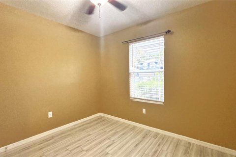 House in Winter Haven, Florida 4 bedrooms, 171.13 sq.m. № 1785344 - photo 11