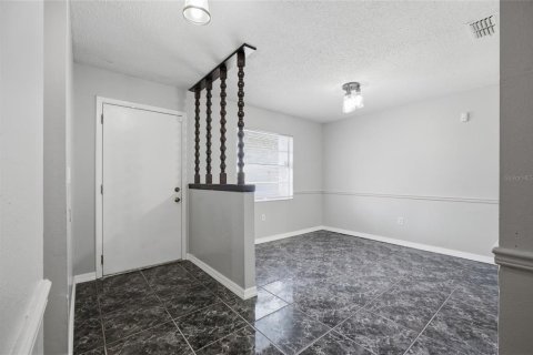 House in Lake Wales, Florida 4 bedrooms, 151.52 sq.m. № 2393912 - photo 3