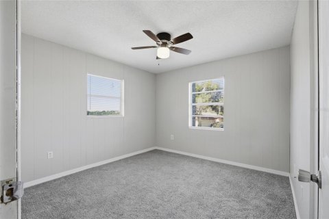 House in Lake Wales, Florida 4 bedrooms, 151.52 sq.m. № 2393912 - photo 12
