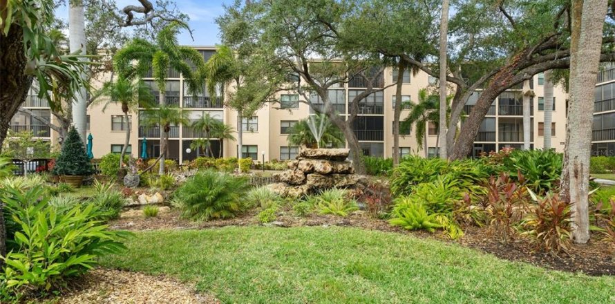 Condo in Bradenton, Florida, 1 bedroom  № 1786102