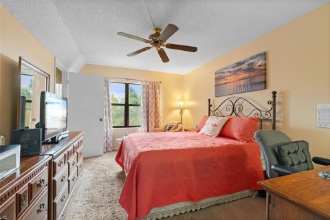 Condo in Bradenton, Florida, 1 bedroom  № 1786102 - photo 17