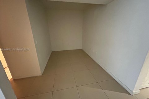 Condominio en venta en Miami, Florida, 2 dormitorios, 100.89 m2 № 2000835 - foto 17