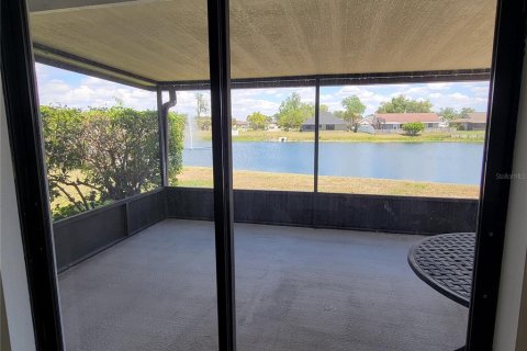 House in Sarasota, Florida 3 bedrooms, 113.06 sq.m. № 1856417 - photo 23