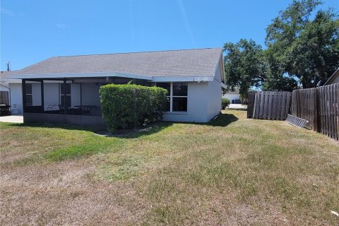 House in Sarasota, Florida 3 bedrooms, 113.06 sq.m. № 1856417 - photo 22