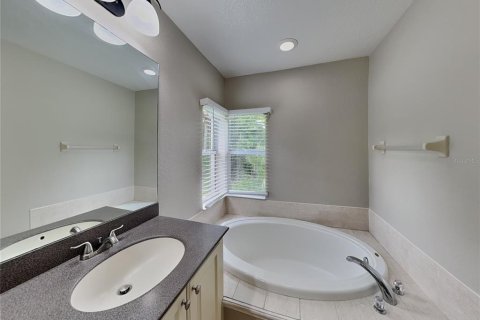 House in North Port, Florida 3 bedrooms, 184.23 sq.m. № 1911885 - photo 10