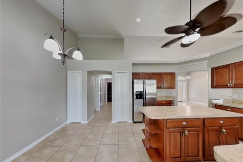 House in North Port, Florida 3 bedrooms, 184.23 sq.m. № 1911885 - photo 5