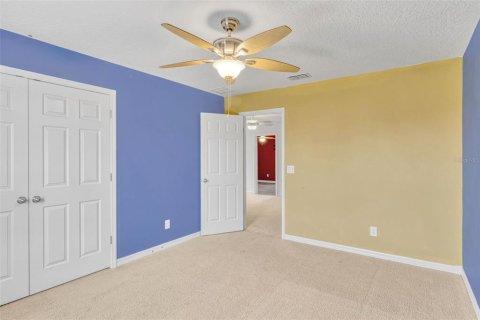 House in Davenport, Florida 5 bedrooms, 244.52 sq.m. № 1769151 - photo 18