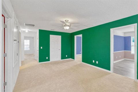 House in Davenport, Florida 5 bedrooms, 244.52 sq.m. № 1769151 - photo 19