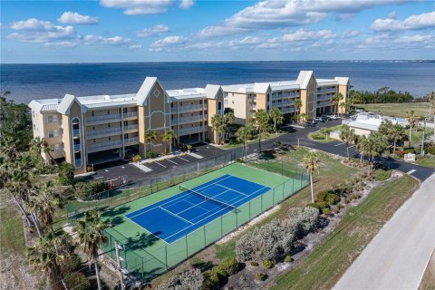 Condo in Punta Gorda, Florida, 2 bedrooms  № 1843727 - photo 12