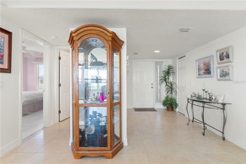 Condo in Punta Gorda, Florida, 2 bedrooms  № 1843727 - photo 17