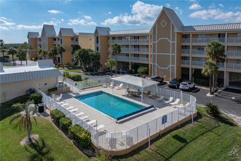 Condo in Punta Gorda, Florida, 2 bedrooms  № 1843727 - photo 11