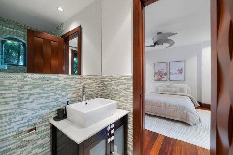 Снять в аренду виллу или дом в Майами-Бич, Флорида 6 спален, 855.54м2, № 2045810 - фото 20