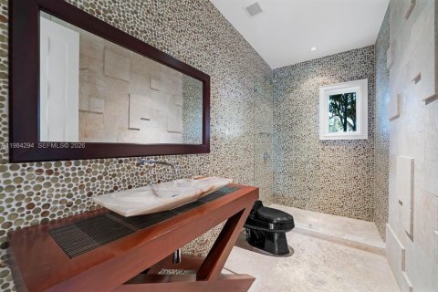 Снять в аренду виллу или дом в Майами-Бич, Флорида 6 спален, 855.54м2, № 2045810 - фото 18