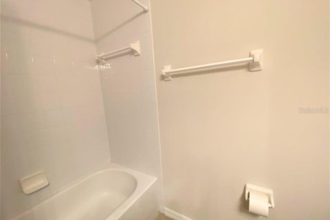 Adosado en alquiler en Sarasota, Florida, 3 dormitorios, 164.99 m2 № 1910720 - foto 16