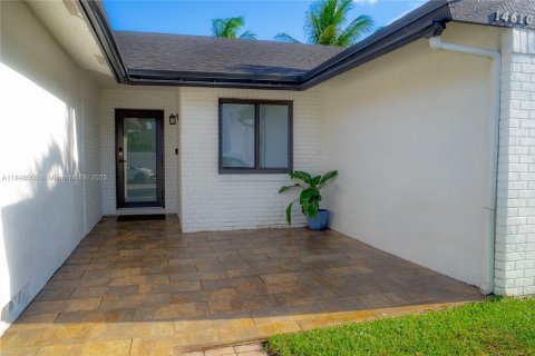Casa en venta en Davie, Florida, 3 dormitorios, 132.01 m2 № 1848871 - foto 3