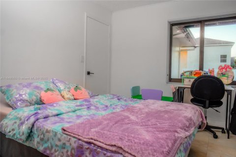 Casa en venta en Davie, Florida, 3 dormitorios, 132.01 m2 № 1848871 - foto 16