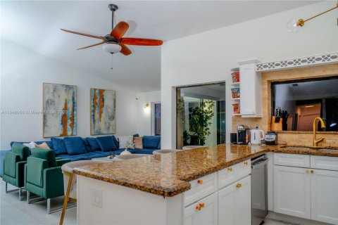 Casa en venta en Davie, Florida, 3 dormitorios, 132.01 m2 № 1848871 - foto 7
