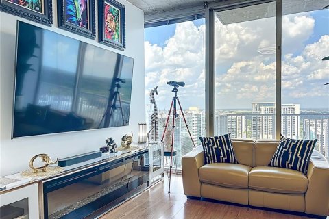 Condo in Orlando, Florida, 2 bedrooms  № 1855785 - photo 21