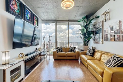 Condo in Orlando, Florida, 2 bedrooms  № 1855785 - photo 4