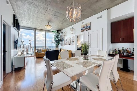 Condo in Orlando, Florida, 2 bedrooms  № 1855785 - photo 3