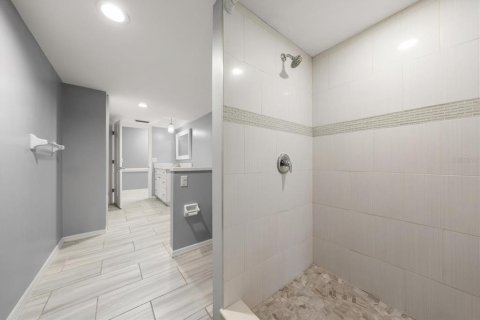 Villa ou maison à louer à Tampa, Floride: 4 chambres, 308.99 m2 № 2114500 - photo 27