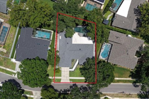 Villa ou maison à louer à Tampa, Floride: 4 chambres, 308.99 m2 № 2114500 - photo 2